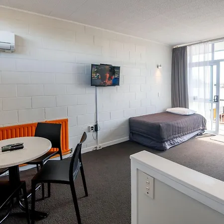 Aura Accommodation-2