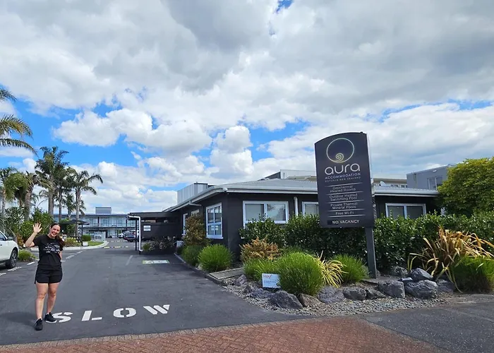 Aura Accommodation