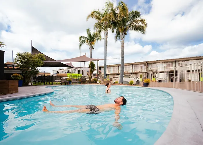 Aura Accommodation